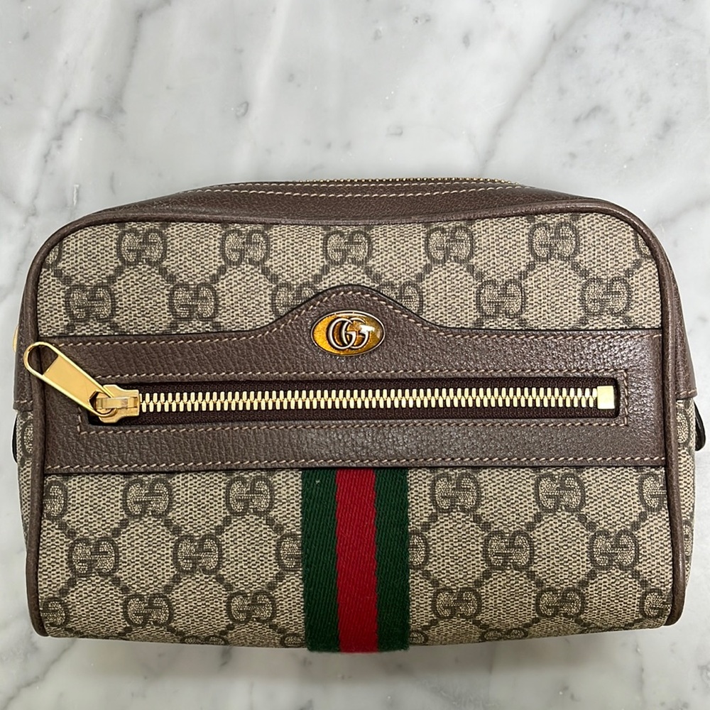 Gucci belt bag barley worn